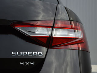 Skoda Superb foto 5