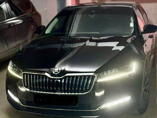 Skoda Superb foto 2