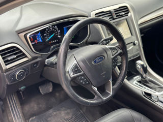 Ford Fusion foto 8