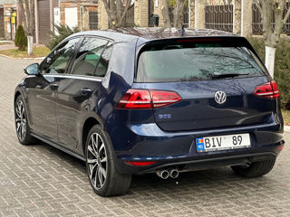 Volkswagen Golf foto 6