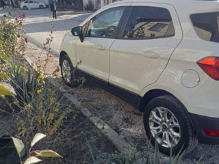 Ford EcoSport foto 3