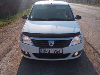 Dacia Logan foto 2