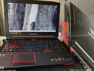 Laptop gaming acer predator 15 foto 2