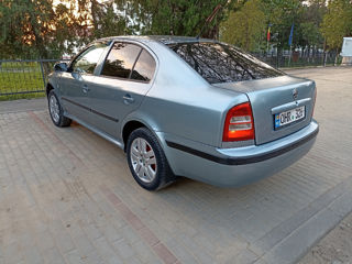 Skoda Octavia foto 6