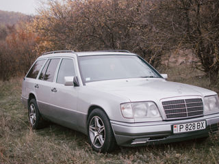 Mercedes E Class foto 1