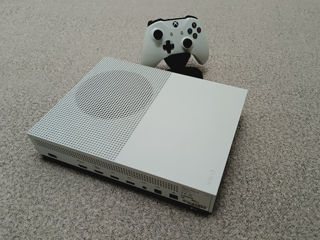 Vînd Xbox One S în stare perfectă! foto 3