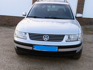 Volkswagen Passat foto 2