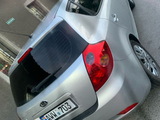 KIA Ceed foto 2