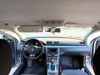 Volkswagen Passat foto 7