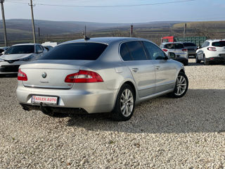 Skoda Superb foto 3