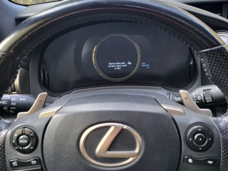 Lexus IS Series foto 10