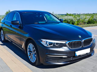 BMW 5 Series foto 1