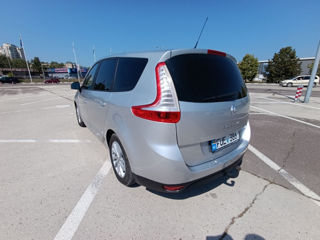 Renault Grand Scenic foto 2