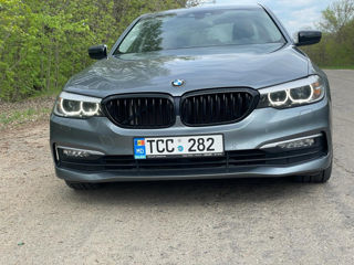 BMW 5 Series foto 2