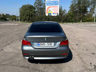 BMW 5 Series foto 4