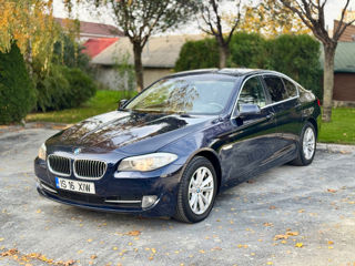 BMW 5 Series foto 3