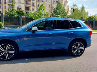 Volvo XC60 foto 1