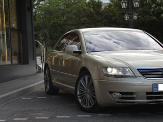 Volkswagen Phaeton foto 2