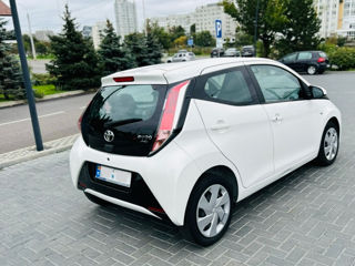 Toyota Aygo foto 2