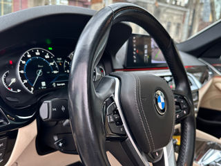 BMW 5 Series foto 9