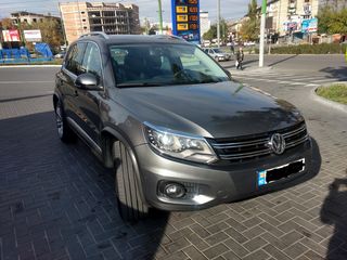 Volkswagen Tiguan foto 1