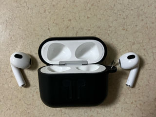 Наушники Bose Quietcomfort Earbuds I и Airpods 3