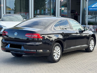 Volkswagen Passat foto 4