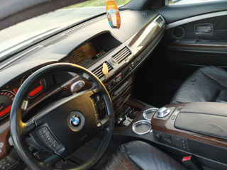 BMW 7 Series foto 1