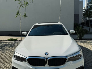 BMW 5 Series foto 2