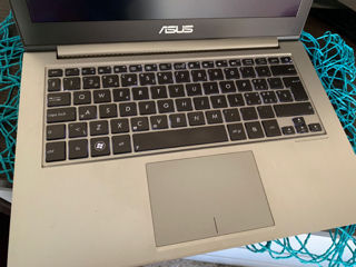 Asus ZenBook 13.3 FullHd, i7 4x 3.20ghz, 4GB RAM, 256GB SSD. foto 3