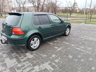 Volkswagen Golf foto 2