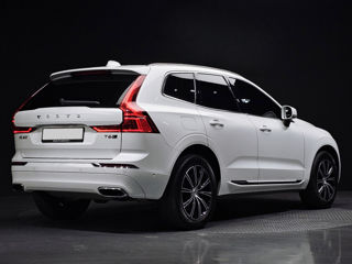 Volvo XC60 foto 2