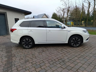 Mitsubishi Outlander foto 4