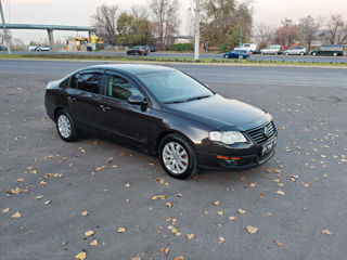 Volkswagen Passat foto 3