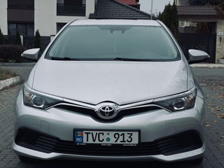 Toyota Auris foto 2