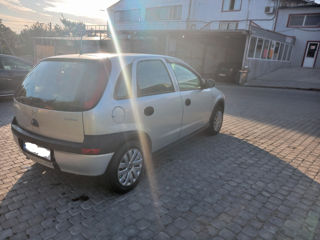 Opel Corsa foto 2