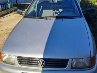 Volkswagen Caddy foto 1