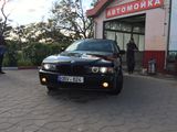 BMW 5 Series foto 4