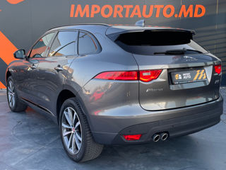 Jaguar F-pace foto 8