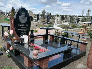 Monumente funerare de la un producător direct. foto 6