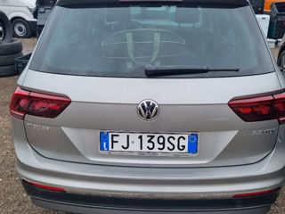 Volkswagen Tiguan foto 3