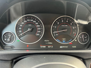 BMW 3 Series foto 12