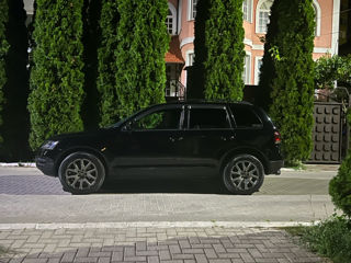 Volkswagen Touareg foto 6