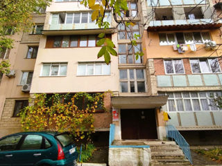 Apartament cu 2 camere, 74 m², Poșta Veche, Chișinău