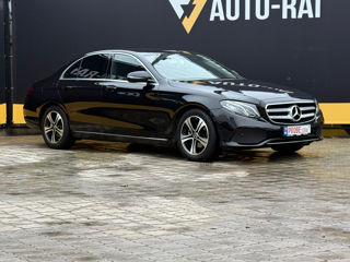 Mercedes E-Class foto 2