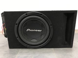 Буфер Pioneer 1400 watts+ Усилитель Renegade 1100 watts foto 3