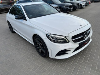 Mercedes C-Class foto 2