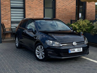 Volkswagen Golf foto 2