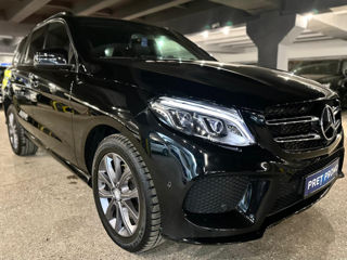 Mercedes GLE foto 16