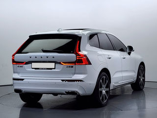 Volvo XC60 foto 2